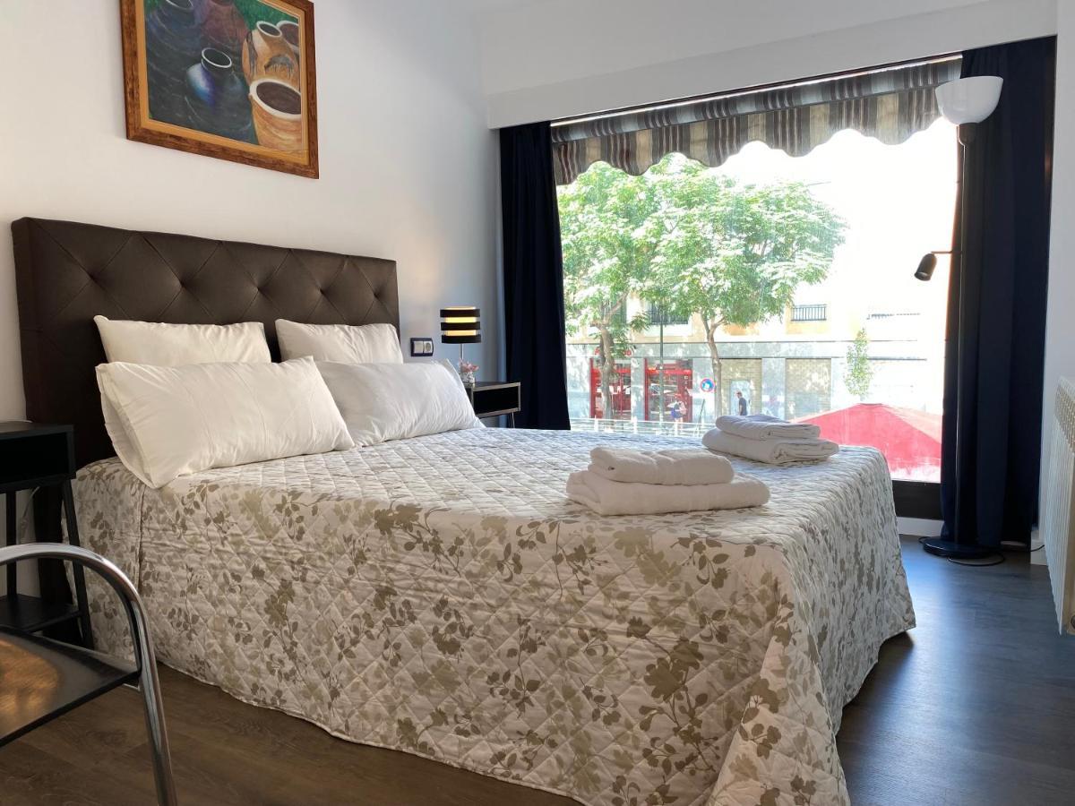Lc Apartamentos Cesar Augusto Zaragoza Exteriér fotografie